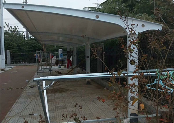 膜結(jié)構(gòu)電動(dòng)車、自行車棚