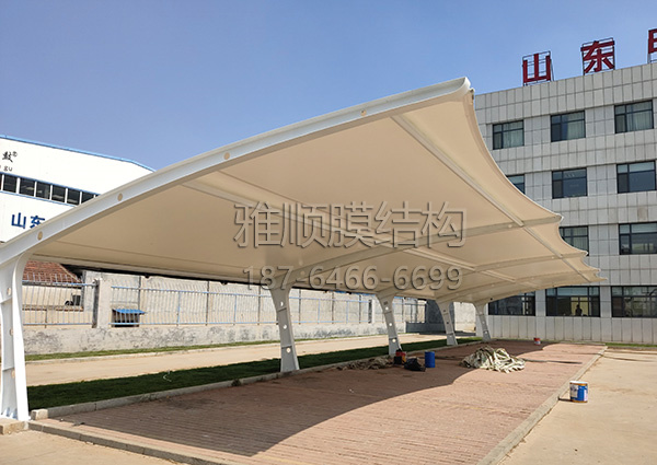 膜結(jié)構(gòu)車(chē)棚