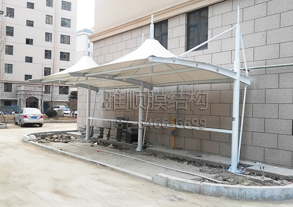 膜結(jié)構(gòu)車(chē)棚-遼寧蓋州市國(guó)際新城B區(qū)